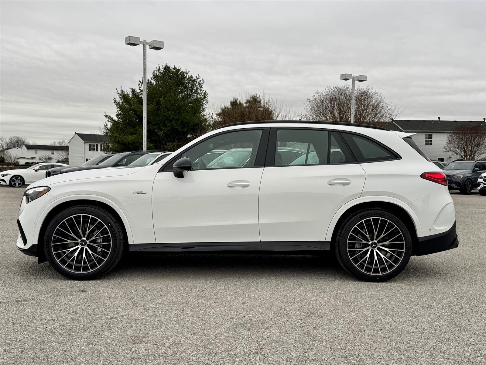 New 2026 Polar White Mercedes-Benz 43 AMG® image 3