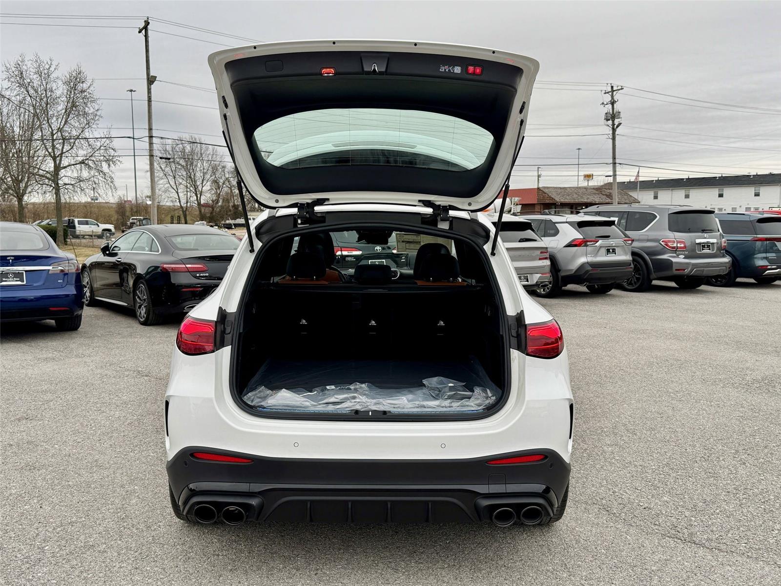 New 2026 Polar White Mercedes-Benz 43 AMG® image 6