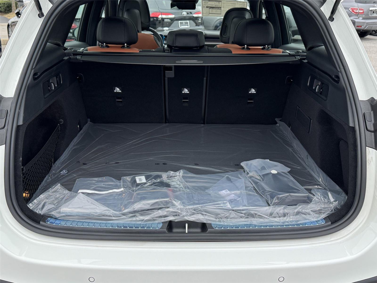 New 2026 Polar White Mercedes-Benz 43 AMG® image 7