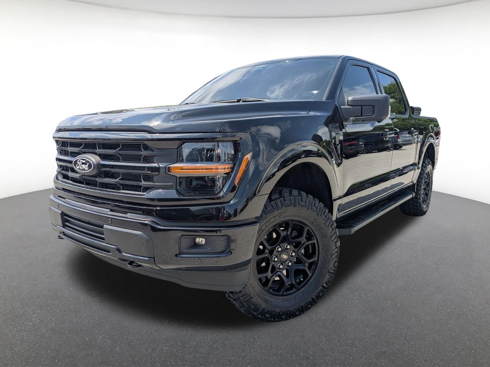 Agate Black Metallic 2025 Ford F-150 XLT SuperCrew 4WD Pickup Truck Four-Wheel Drive Automatic