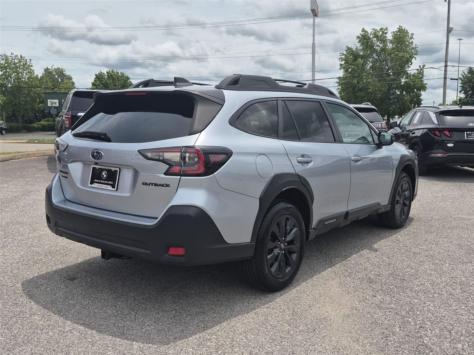 Used 2023 Ice Silver Metallic Subaru Onyx Edition image 5