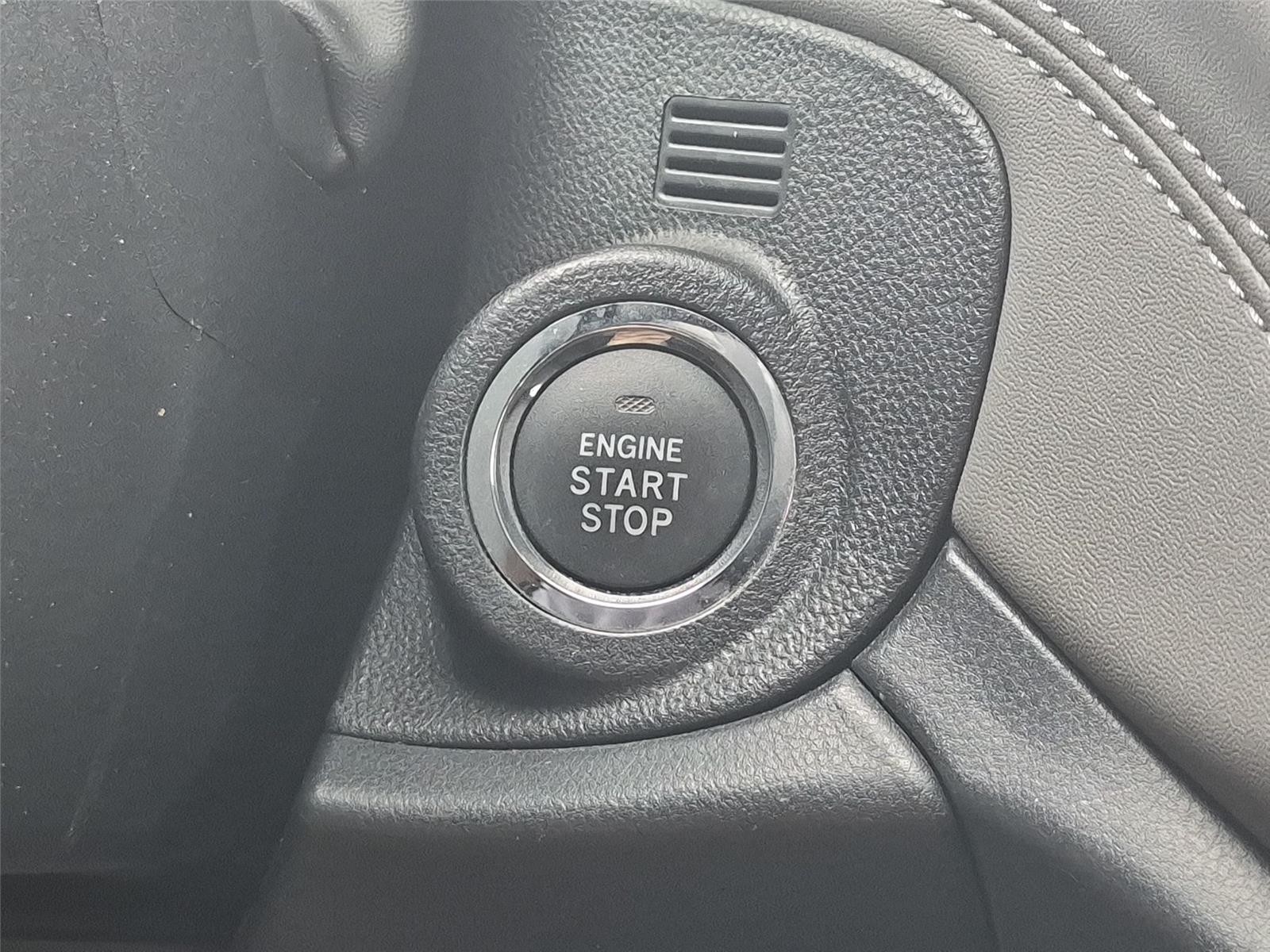 Used 2023 Ice Silver Metallic Subaru Onyx Edition image 29