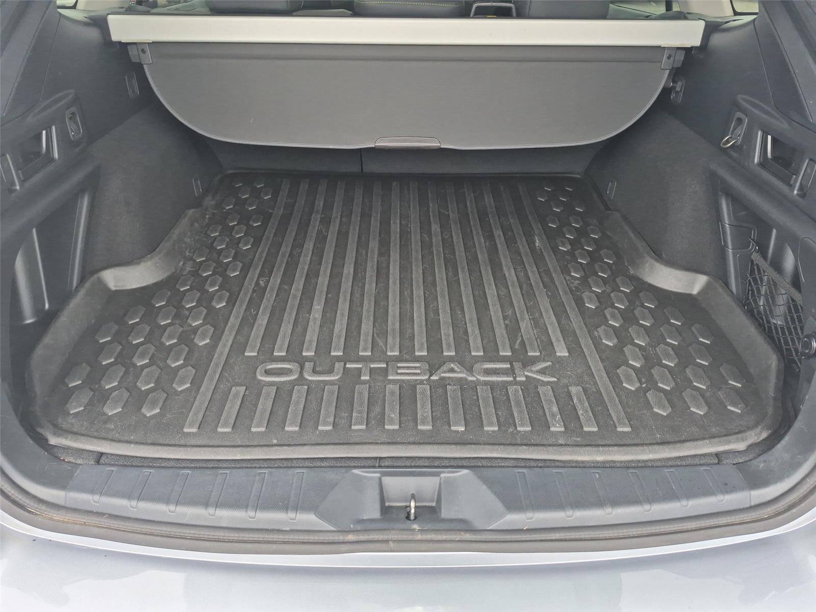 Used 2023 Ice Silver Metallic Subaru Onyx Edition image 33
