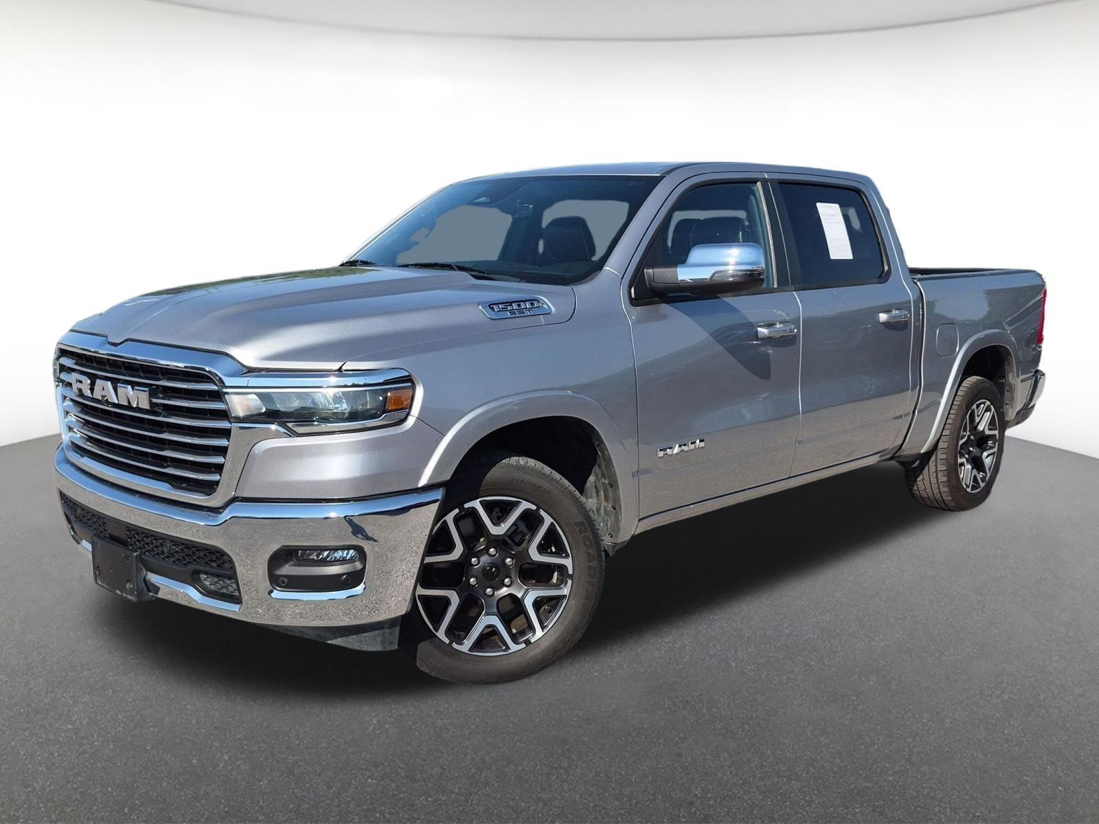 Billet Silver Metallic Clearcoat 2025 RAM 1500 Pickup Truck Four-Wheel Drive 8-Speed Automatic