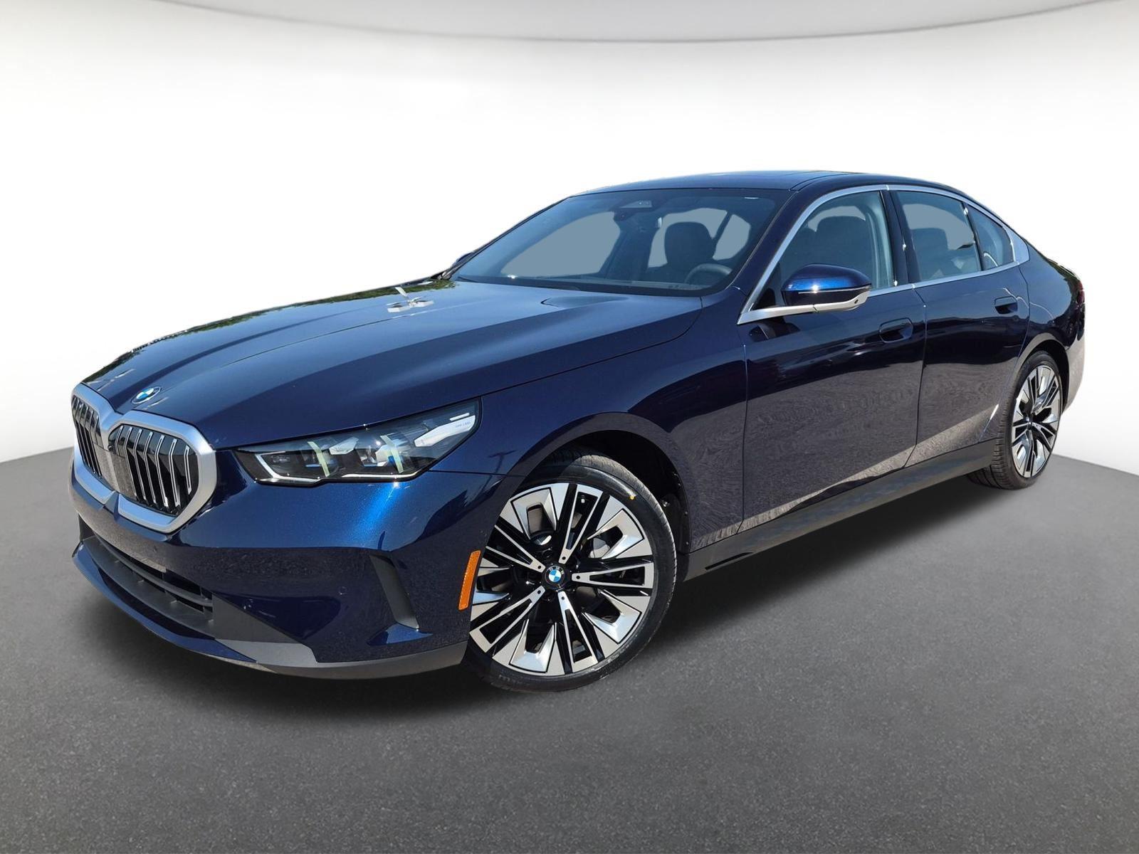 Tanzanite Blue II Metallic 2026 BMW 5 Series Sedan All-Wheel Drive Automatic