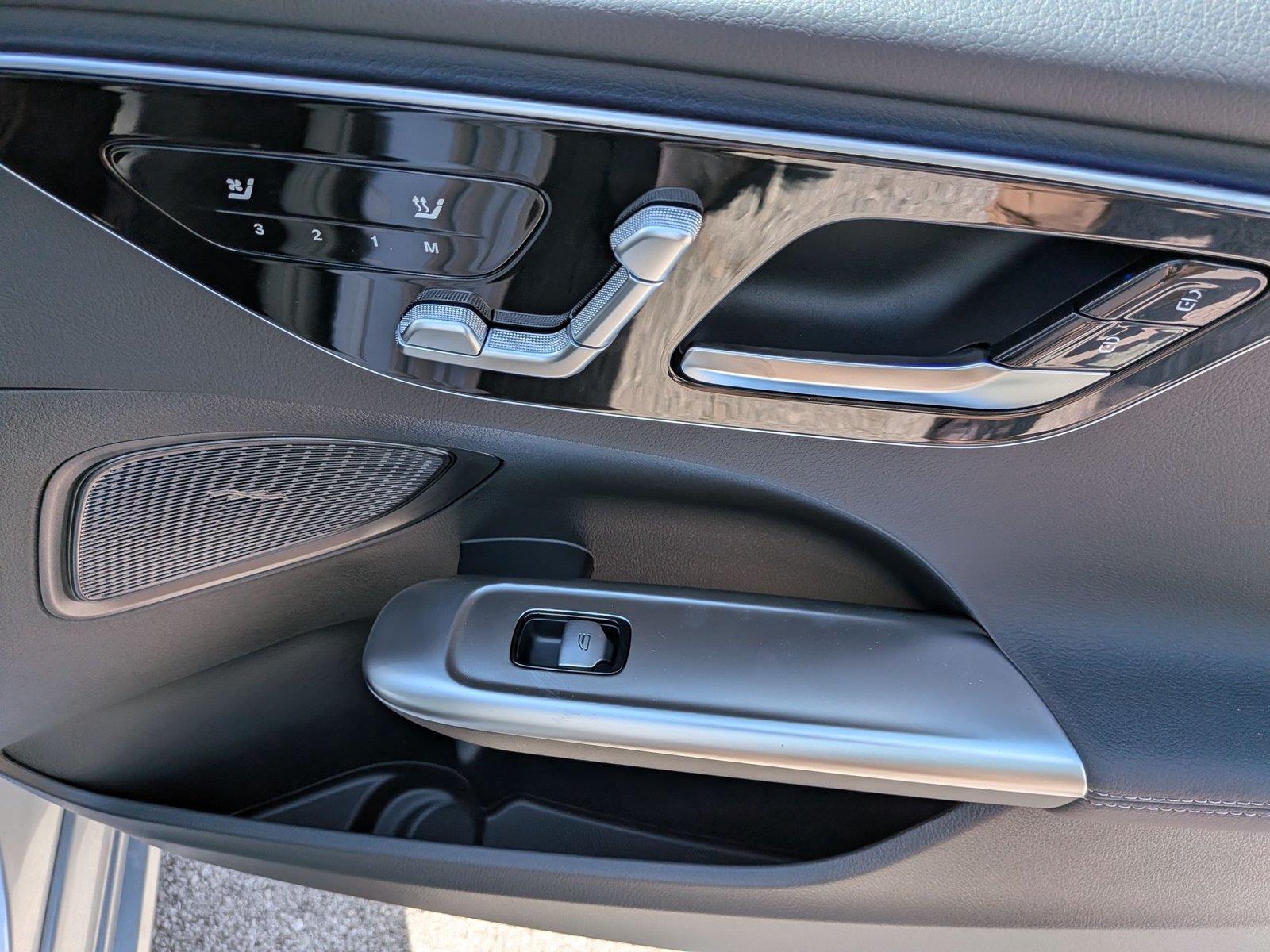 New 2026 Cirrus Silver Metallic Mercedes-Benz C 300 image 31