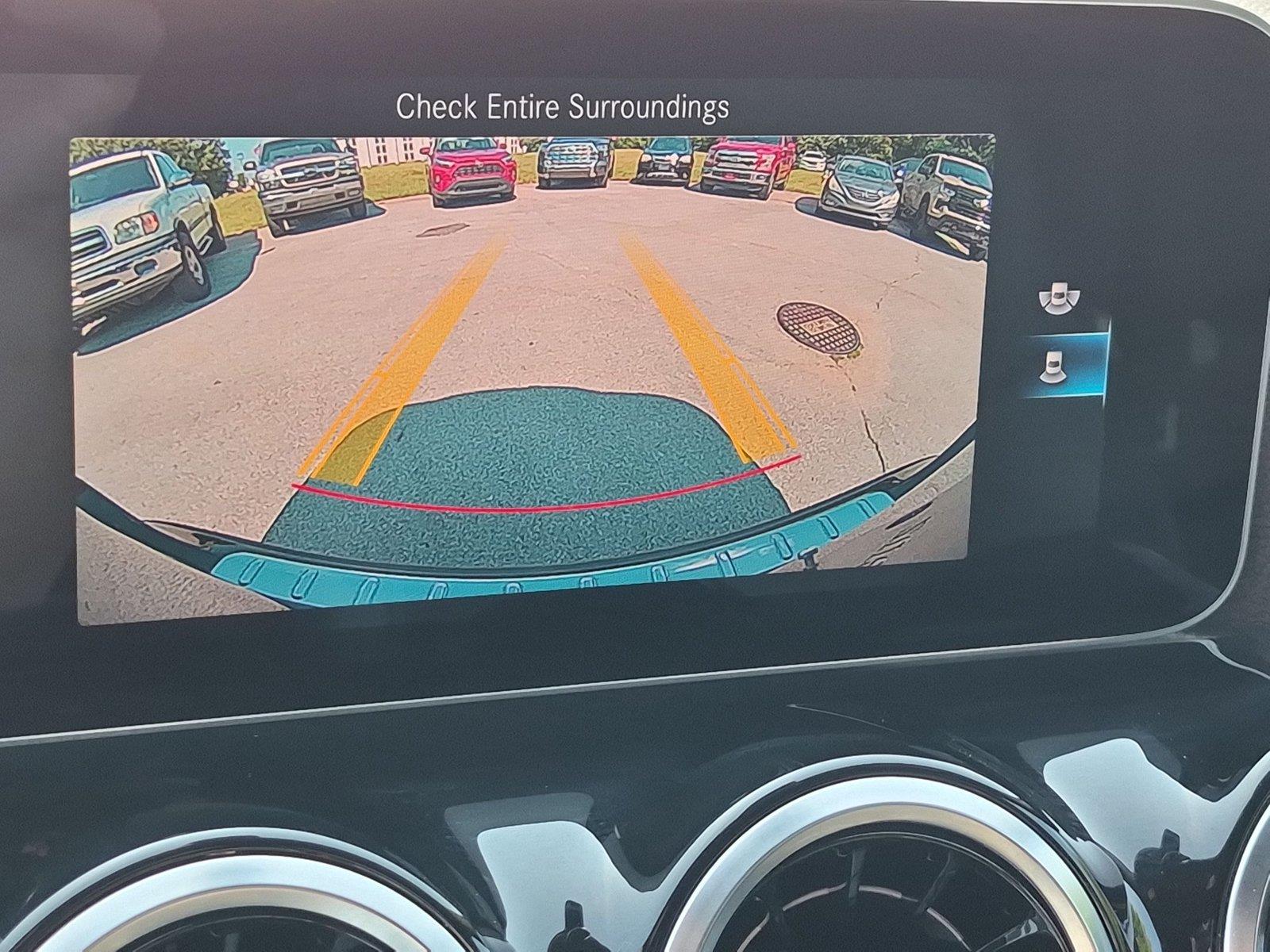 Used 2021 Night Black Mercedes-Benz GLA 250 image 26
