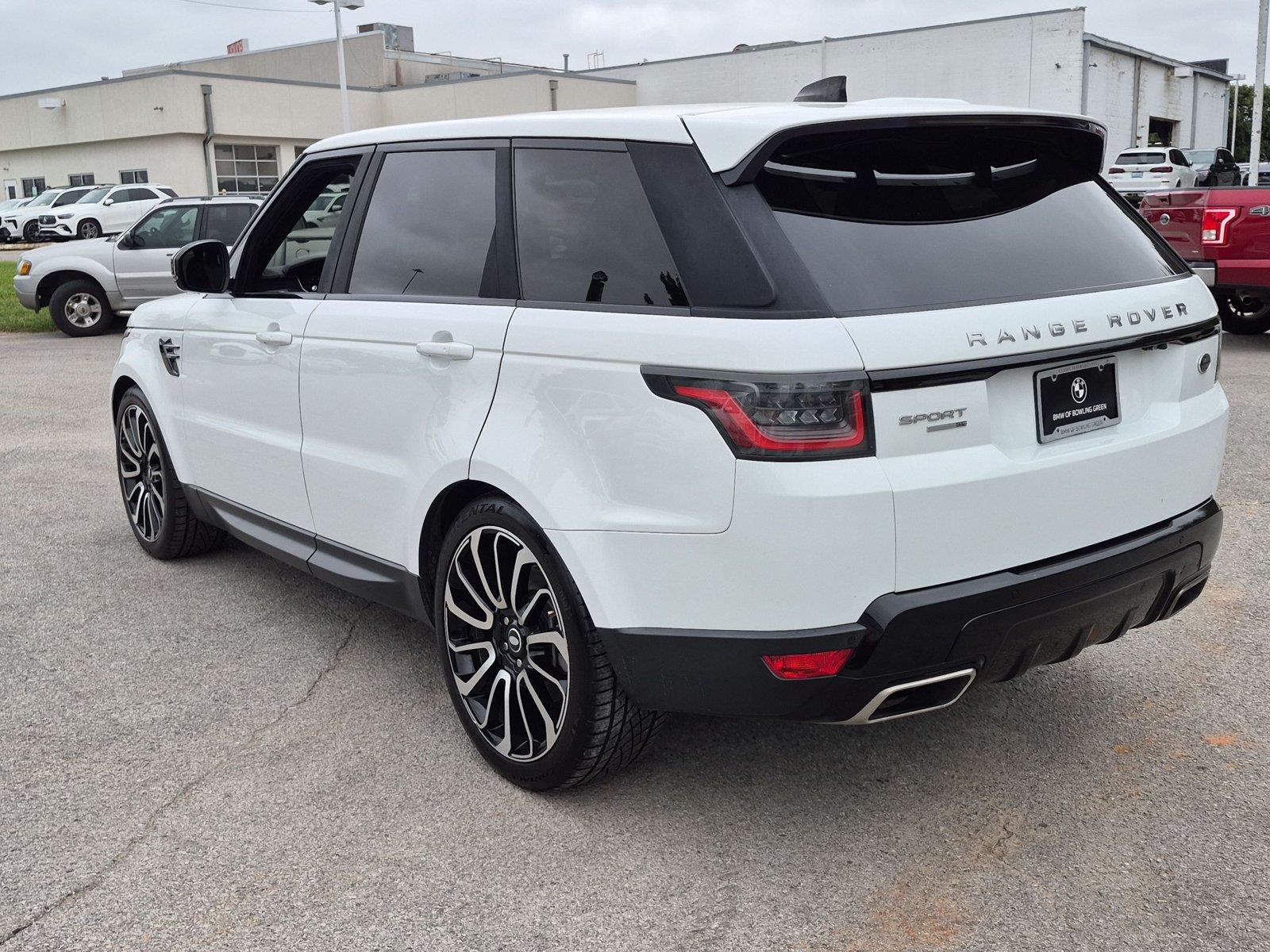 Used 2018 Fuji White Land Rover SE image 3