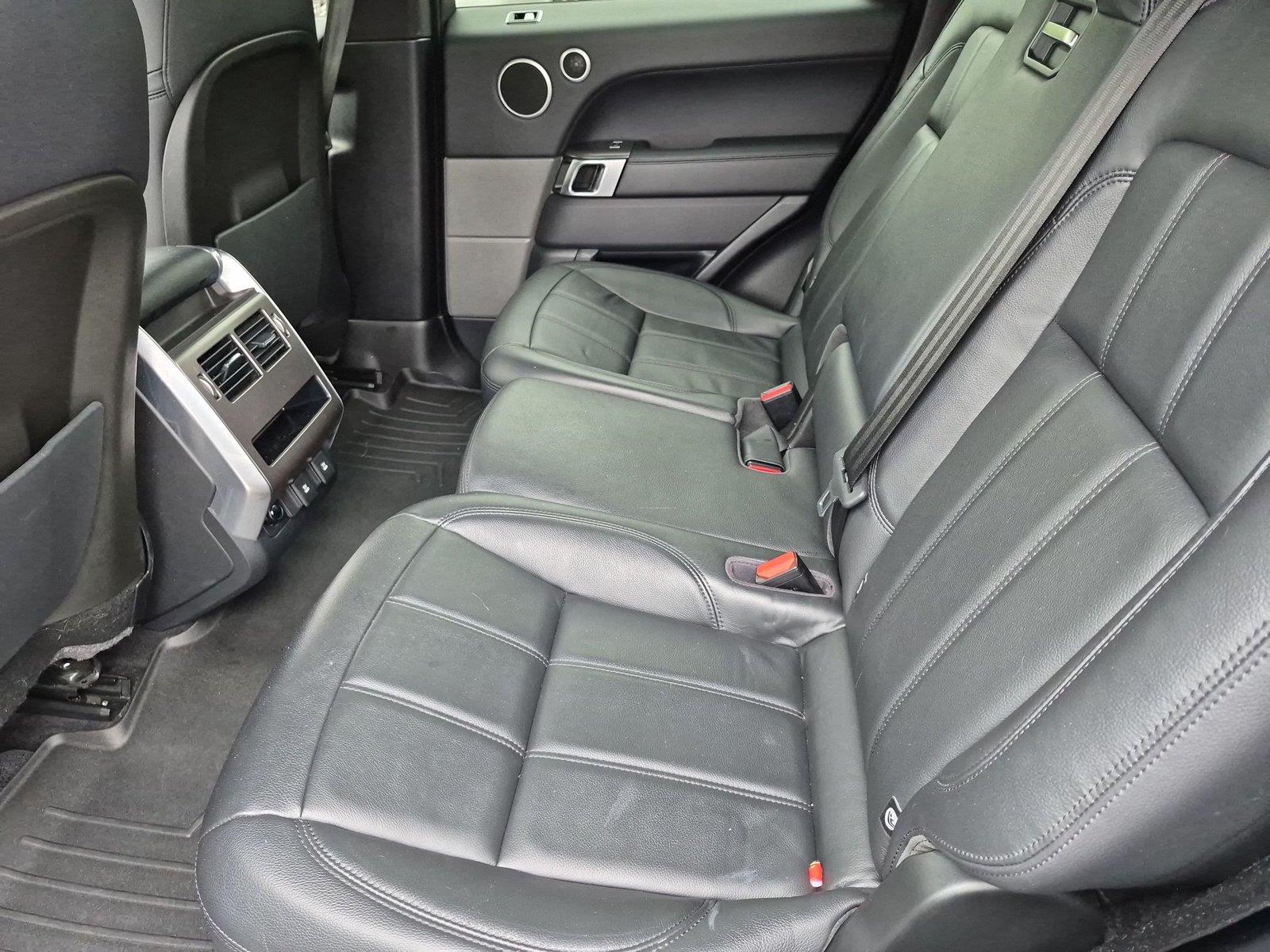 Used 2018 Fuji White Land Rover SE image 31