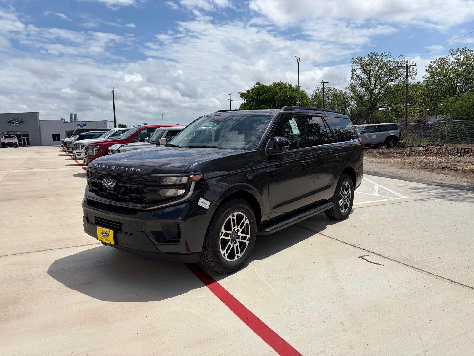 2026 Ford Expedition Active