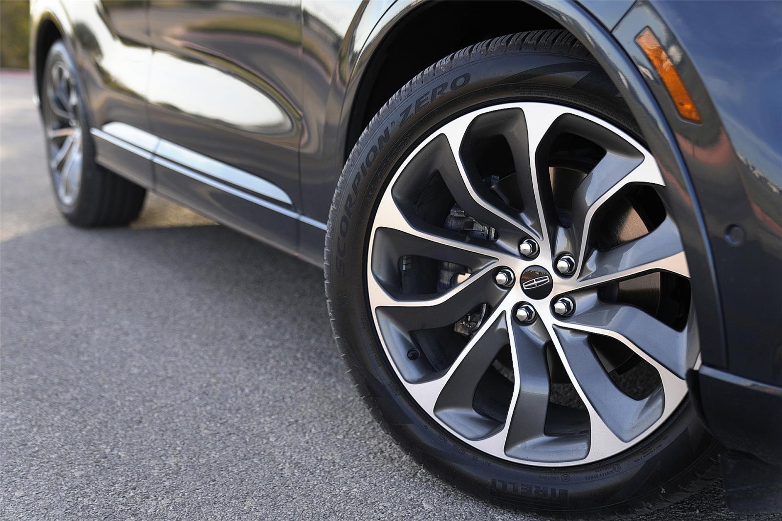 Used Car 2023 Lincoln Aviator  Grand Touring For Sale Under $50,000 In Round Rock, Texas