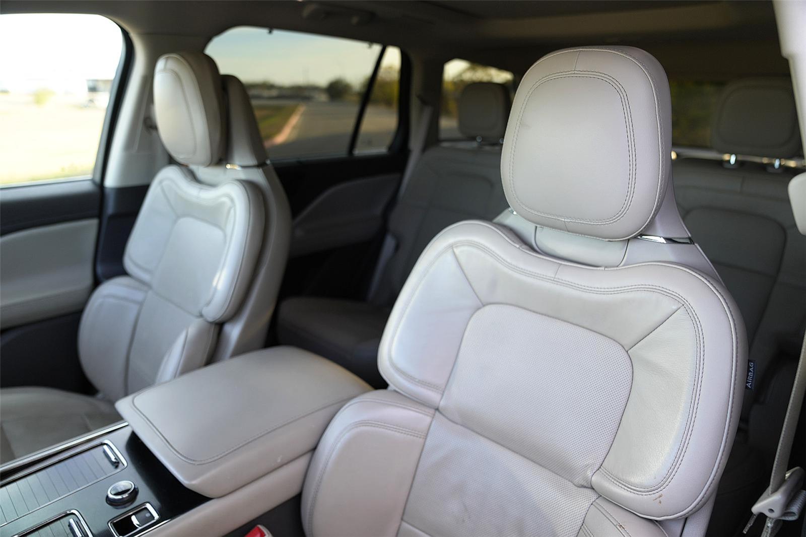 Used Car 2023 Lincoln Aviator  Grand Touring For Sale Under $50,000 In Round Rock, Texas