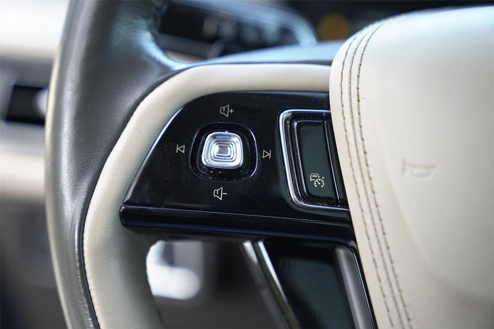 Used Car 2023 Lincoln Aviator  Grand Touring For Sale Under $50,000 In Round Rock, Texas