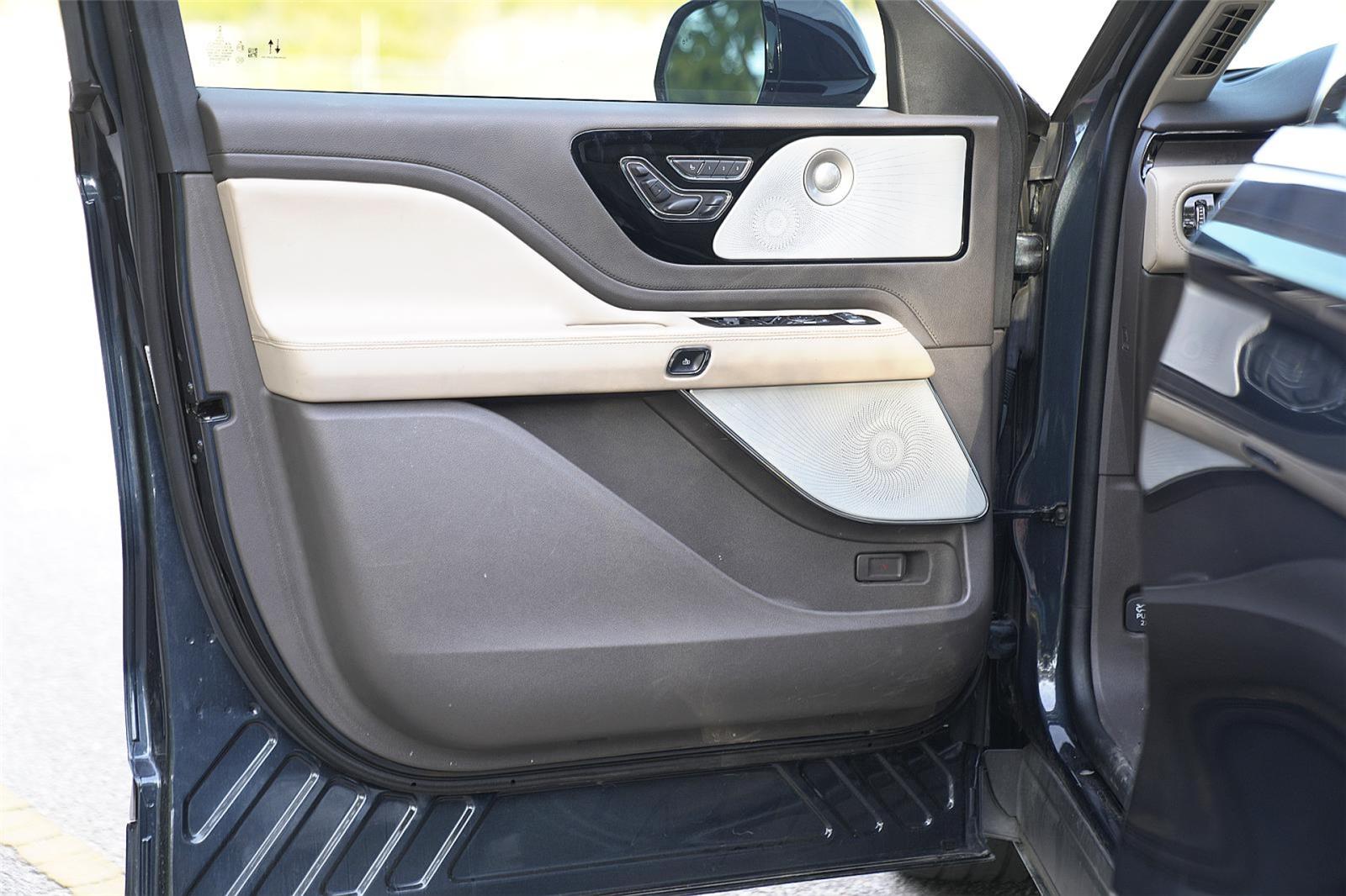 Used Car 2023 Lincoln Aviator  Grand Touring For Sale Under $50,000 In Round Rock, Texas