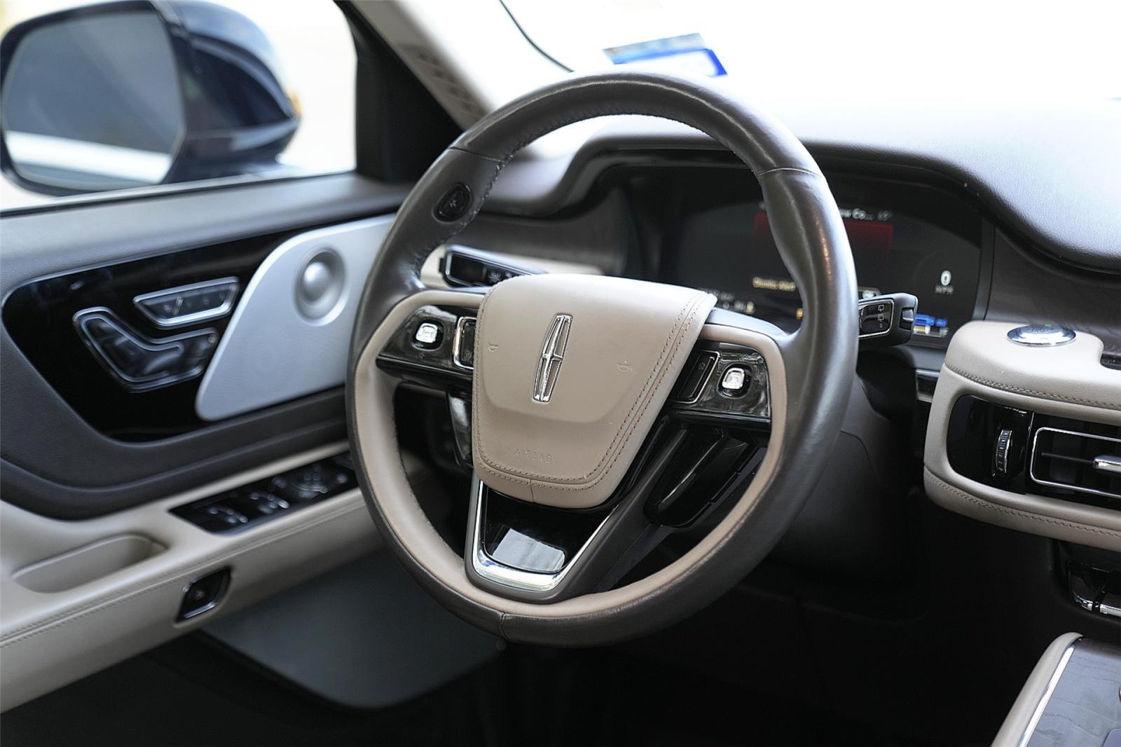 Used Car 2023 Lincoln Aviator  Grand Touring For Sale Under $50,000 In Round Rock, Texas