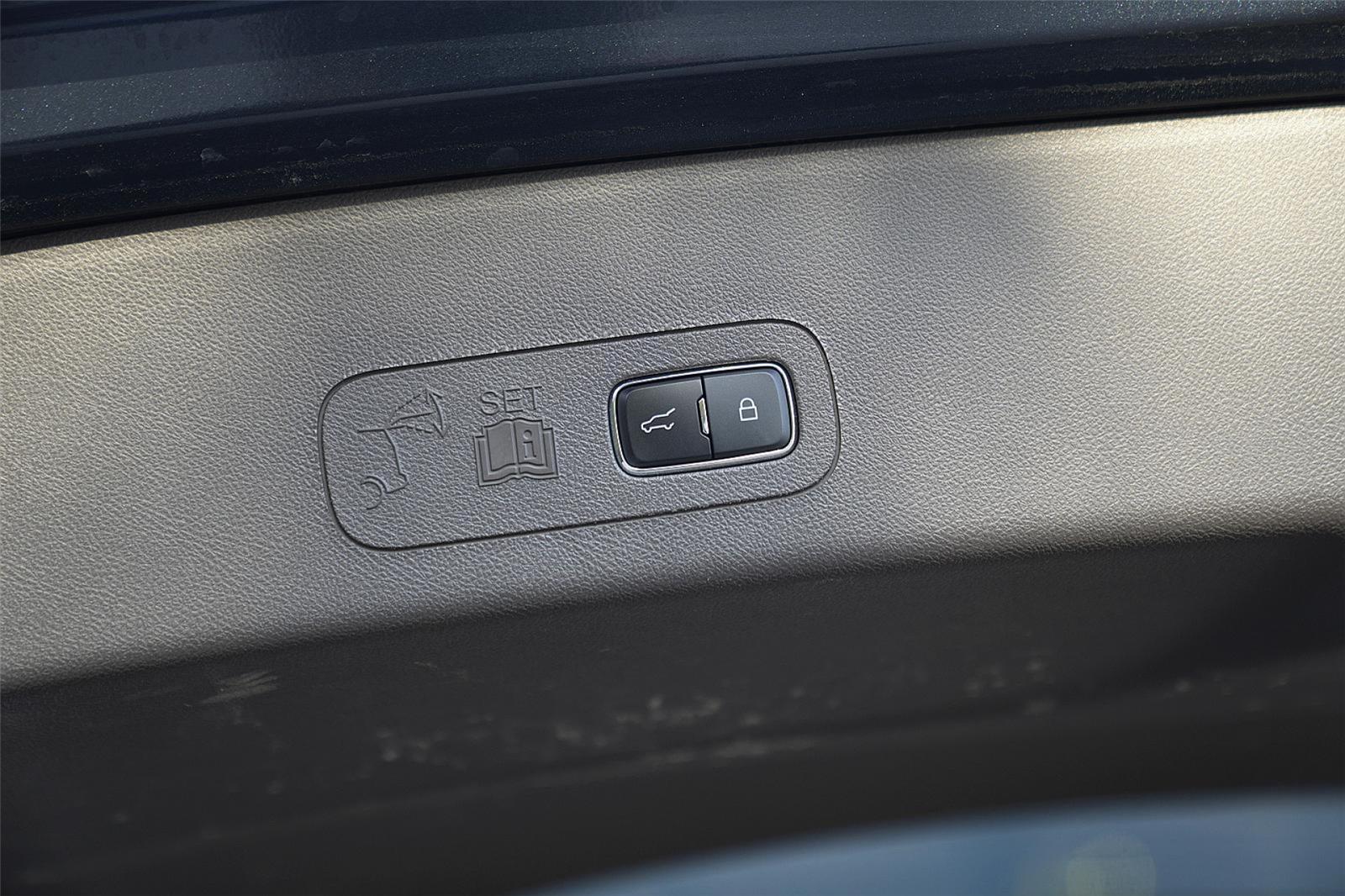 Used Car 2023 Lincoln Aviator  Grand Touring For Sale Under $50,000 In Round Rock, Texas