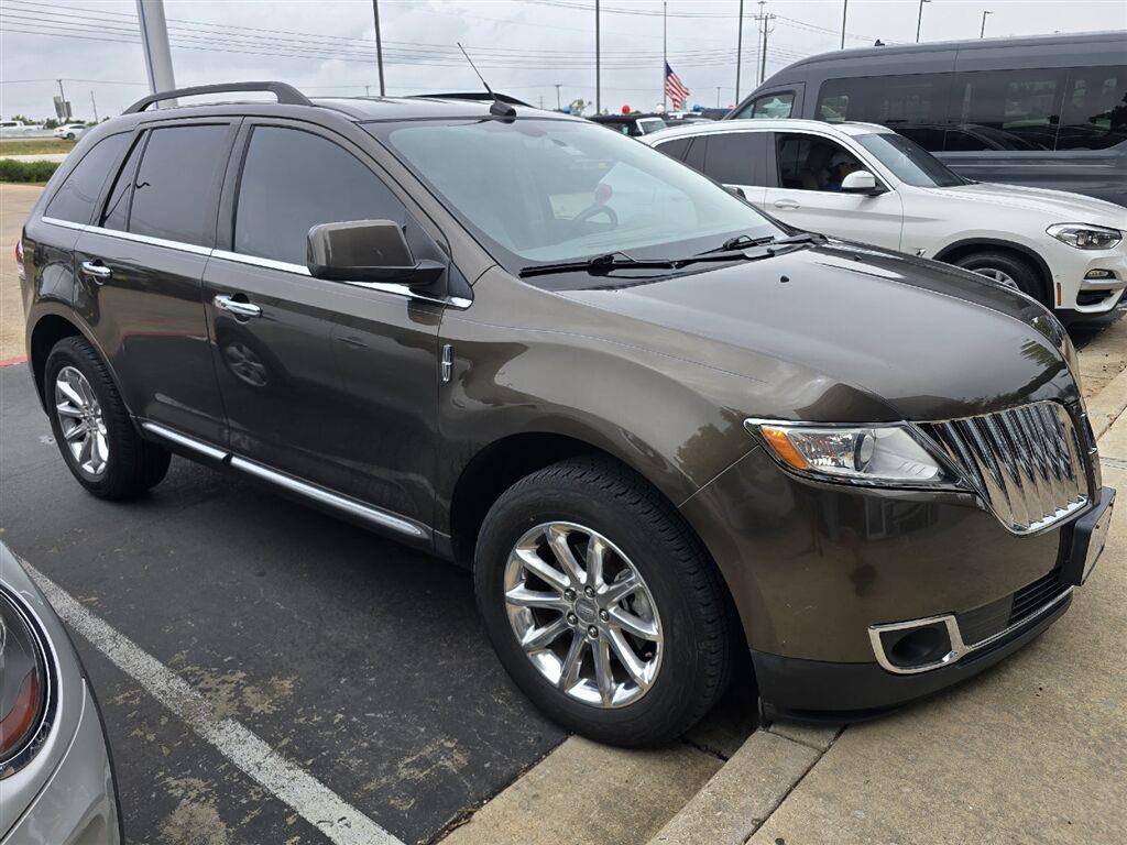 Earth Metallic 2011 Lincoln MKX SUV / Crossover Front-Wheel Drive 6-Speed Automatic