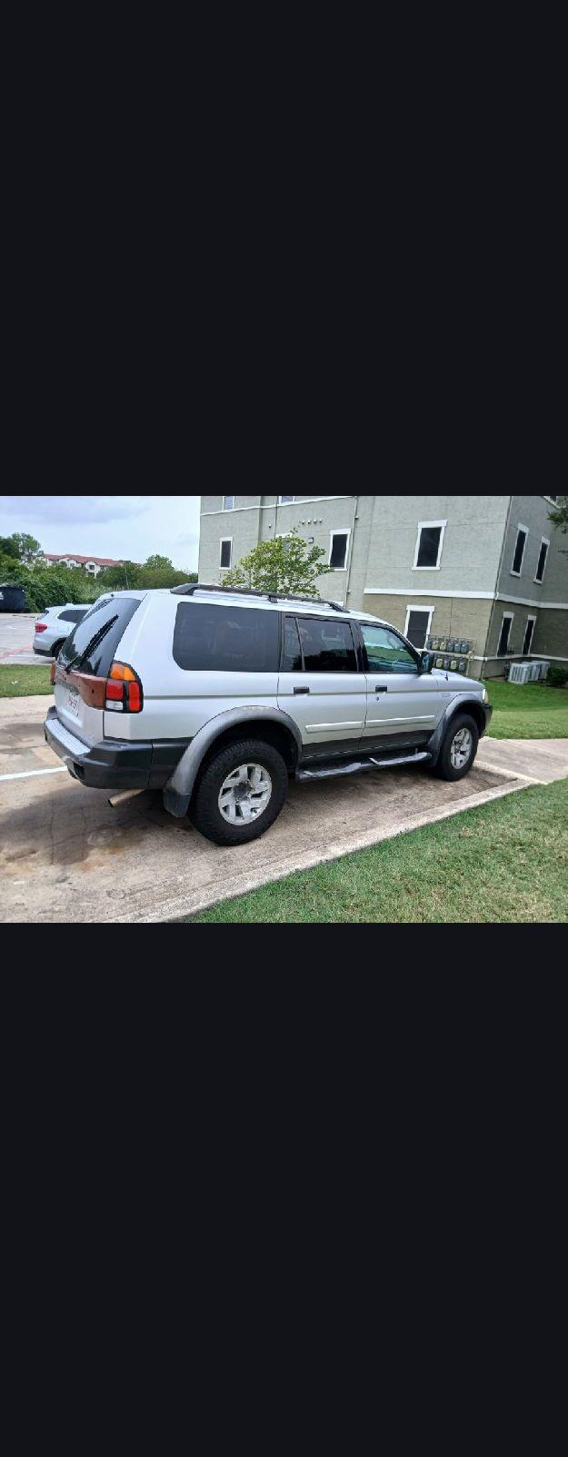 2003 Mitsubishi Montero Sport SUV / Crossover Rear-Wheel Drive