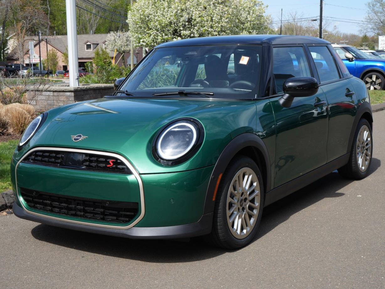 British Racing Green IV Metallic 2026 MINI Cooper Hatchback Front-Wheel Drive 7-Speed Dual Clutch