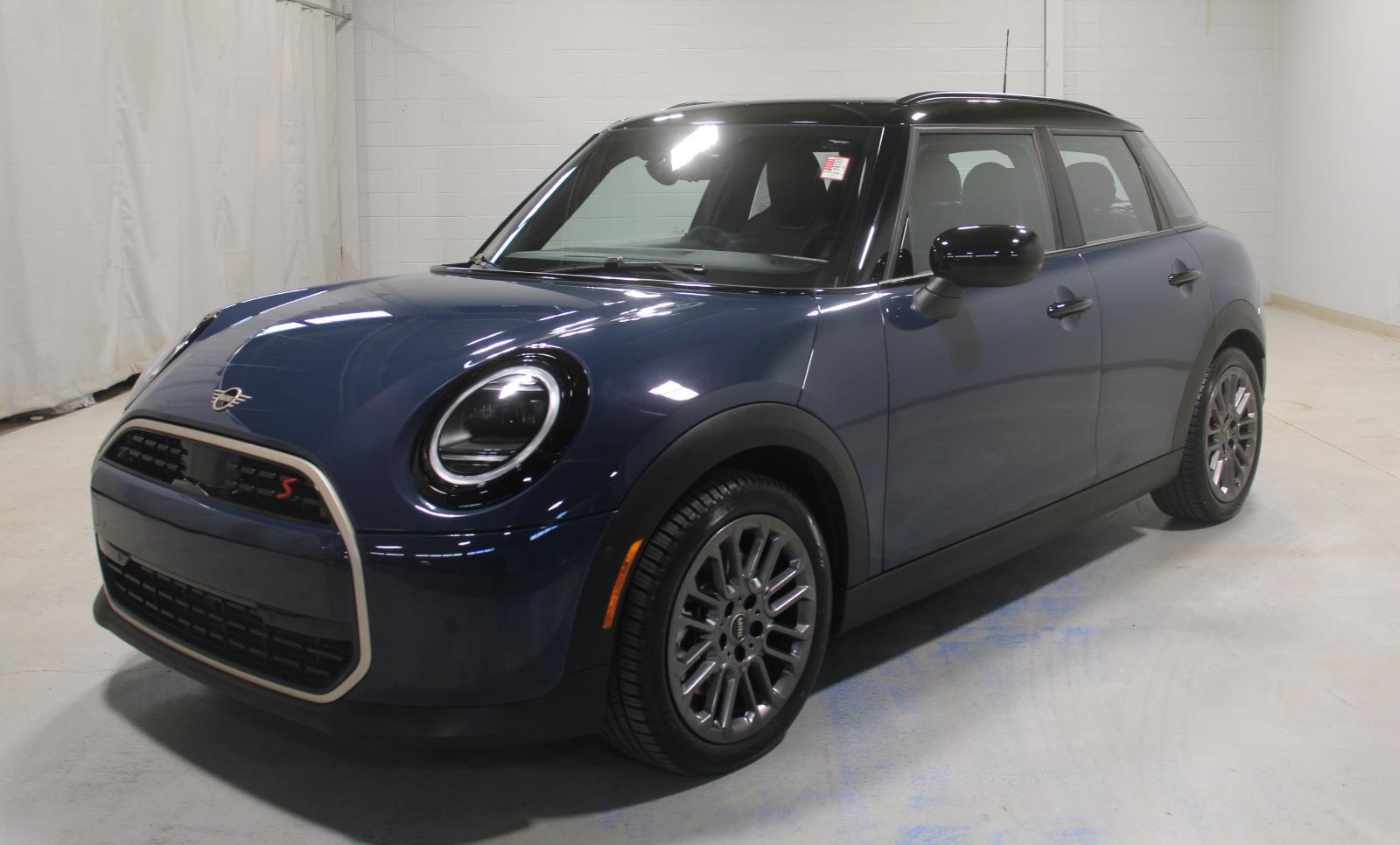 Indigo Sunset Blue Metallic 2026 MINI Cooper S 4-Door Hatchback FWD Hatchback Front-Wheel Drive 7-Speed Dual Clutch