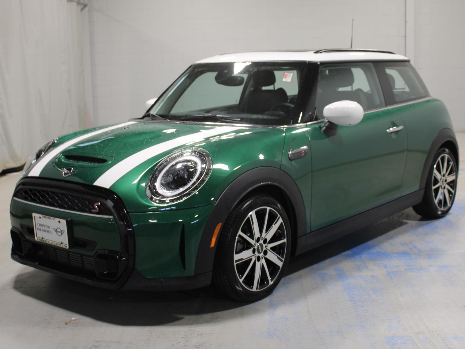 British Racing Green IV Metallic 2024 MINI Cooper Hatchback Front-Wheel Drive 7-Speed Dual Clutch