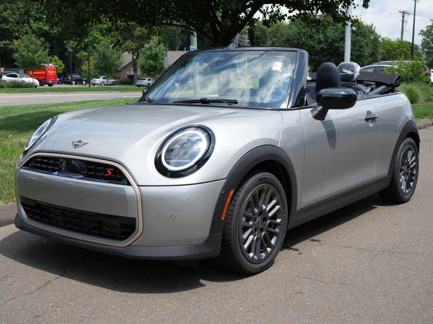Melting Silver III Metallic 2026 MINI Cooper Convertible Front-Wheel Drive 7-Speed Dual Clutch