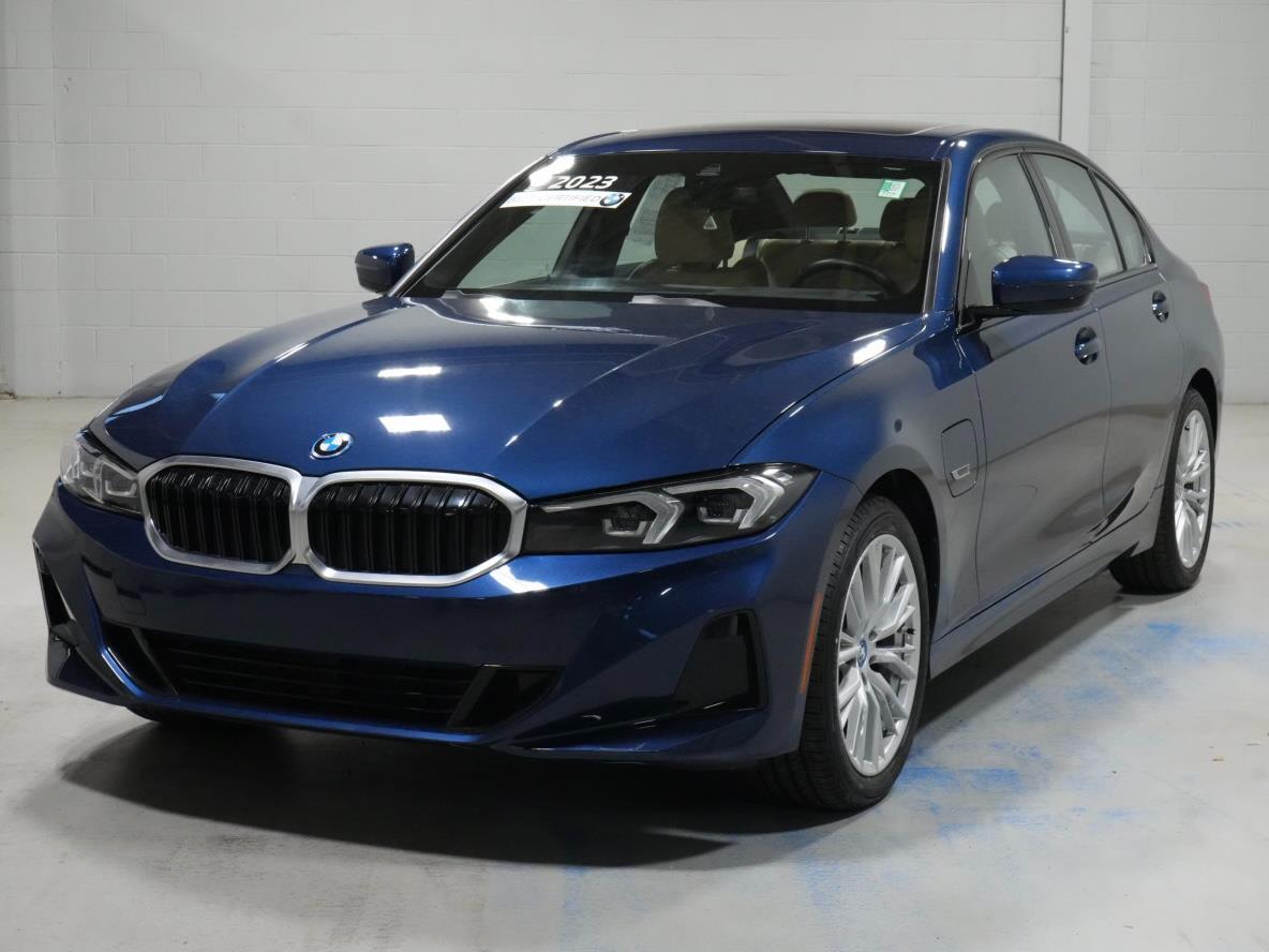2023 BMW 3 Series 330e Hybrid Plug-in xDrive AWD