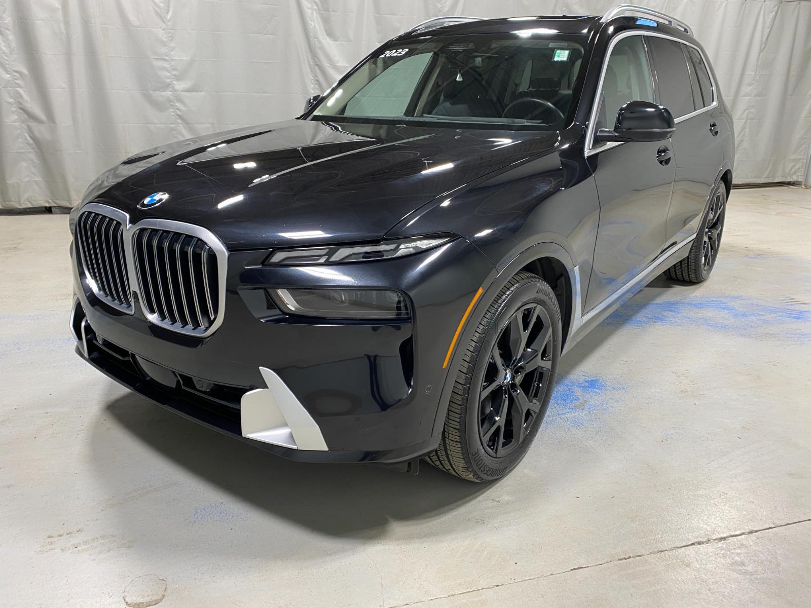 Black Sapphire Metallic 2023 BMW X7 xDrive40i AWD SUV / Crossover All-Wheel Drive Automatic