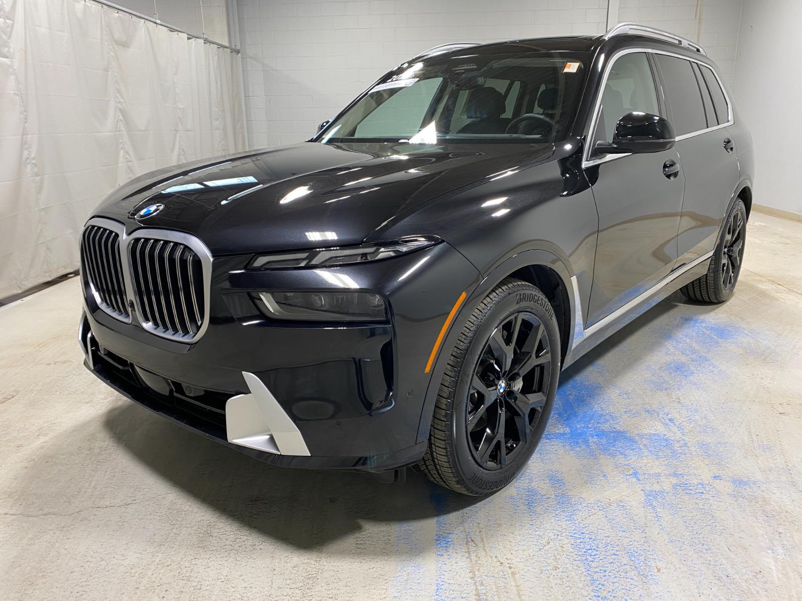 Black Sapphire Metallic 2023 BMW X7 xDrive40i AWD SUV / Crossover All-Wheel Drive Automatic