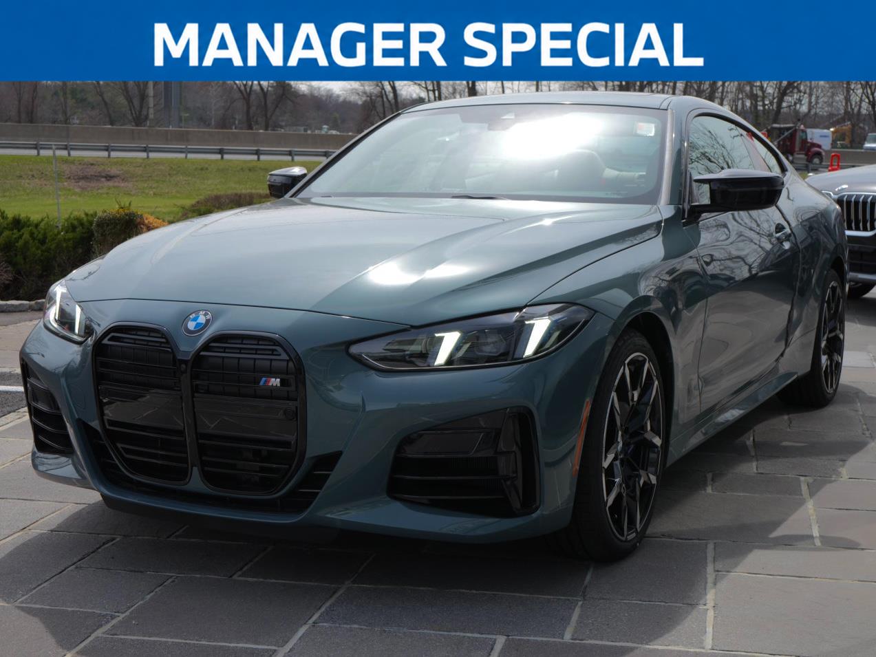 Cape York Green Metallic 2026 BMW 4 Series Coupe All-Wheel Drive Automatic
