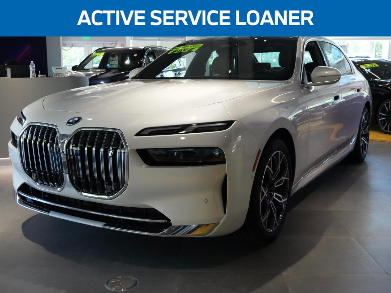 Mineral White Metallic 2025 BMW i7 eDrive50 RWD Sedan Rear-Wheel Drive Automatic