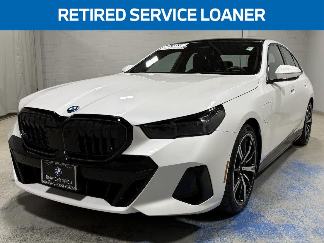 Mineral White Metallic 2026 BMW 5 Series Sedan All-Wheel Drive Automatic