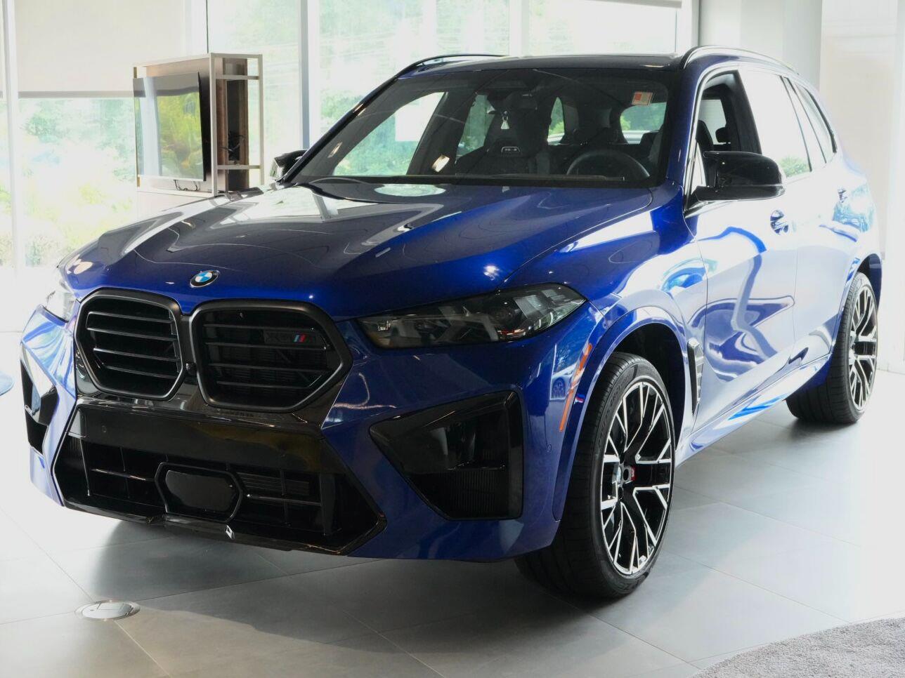 Marina Bay Blue Metallic 2026 BMW X5 M SUV / Crossover All-Wheel Drive Automatic