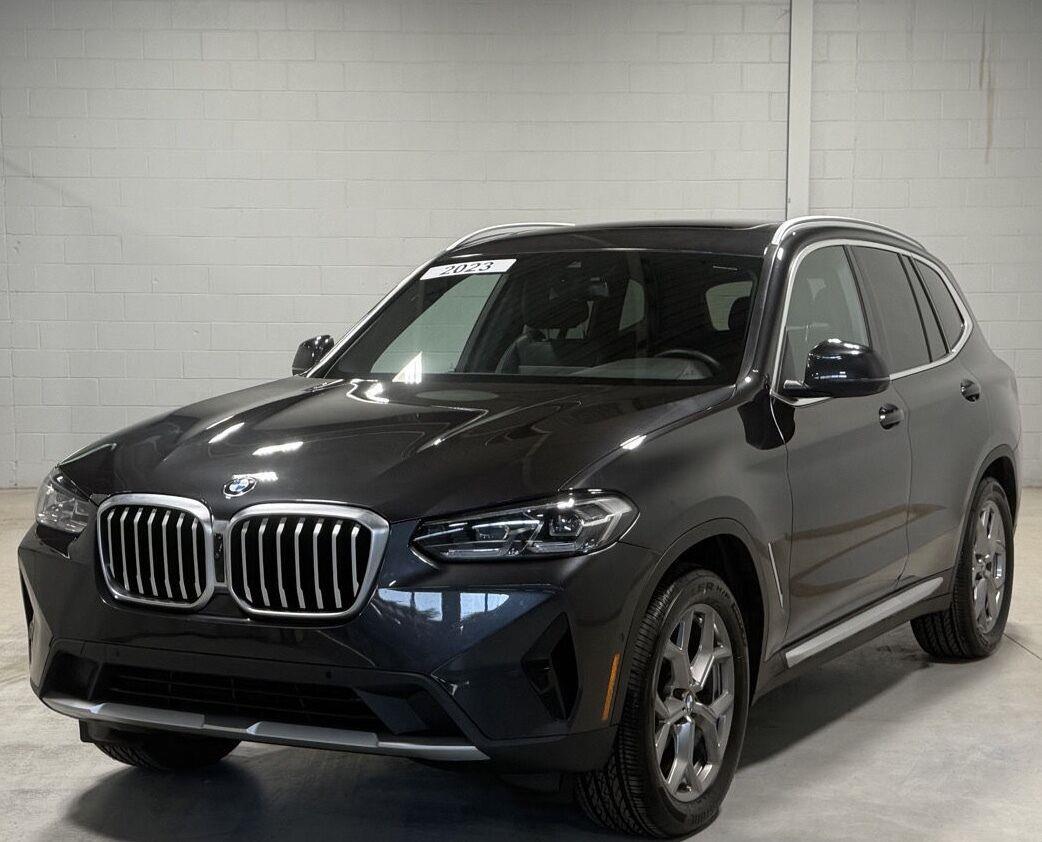 Gray (Dark Graphite Metallic) 2023 BMW X3 SUV / Crossover All-Wheel Drive Automatic