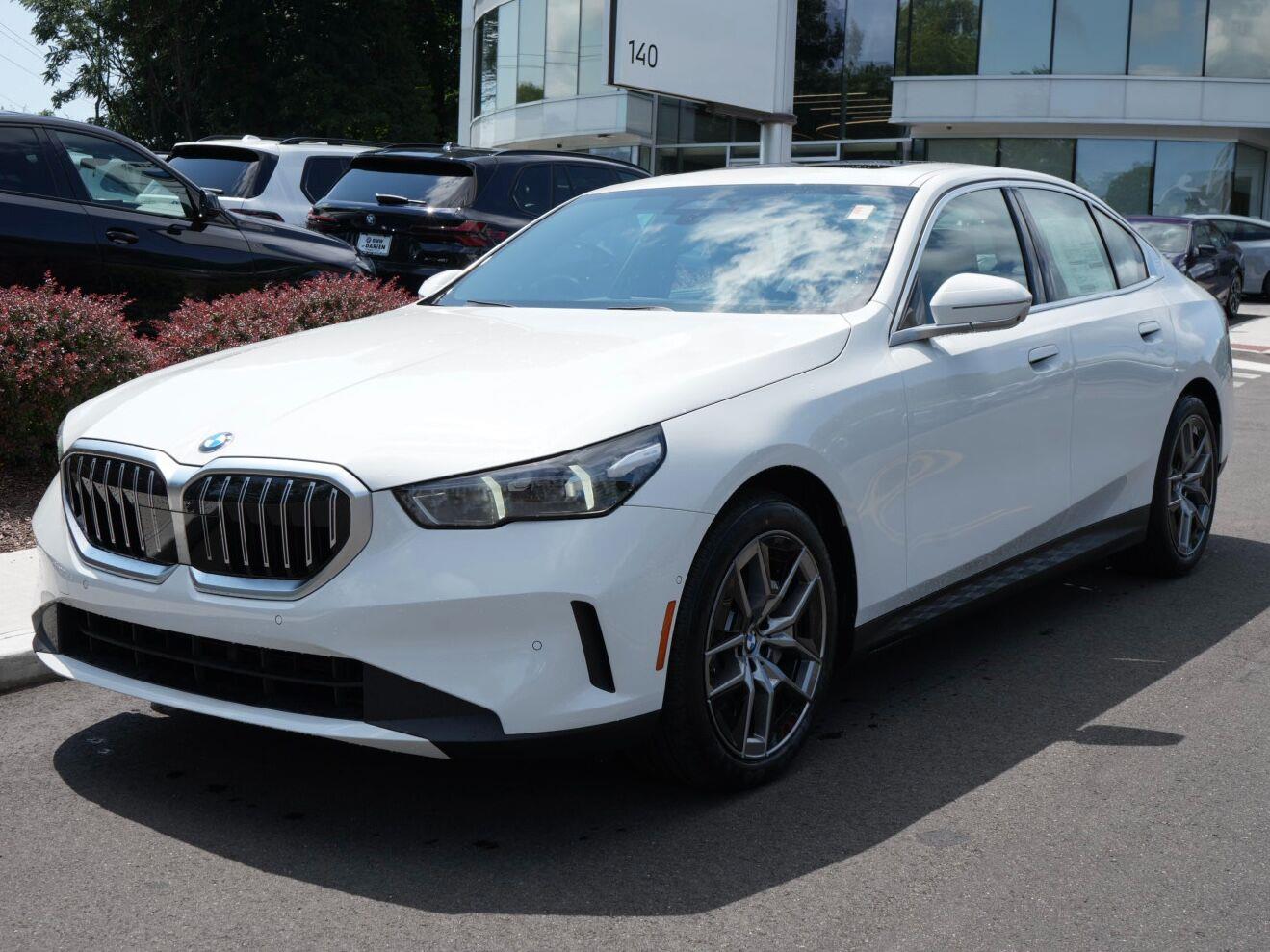 Alpine White 2026 BMW 5 Series Sedan All-Wheel Drive Automatic