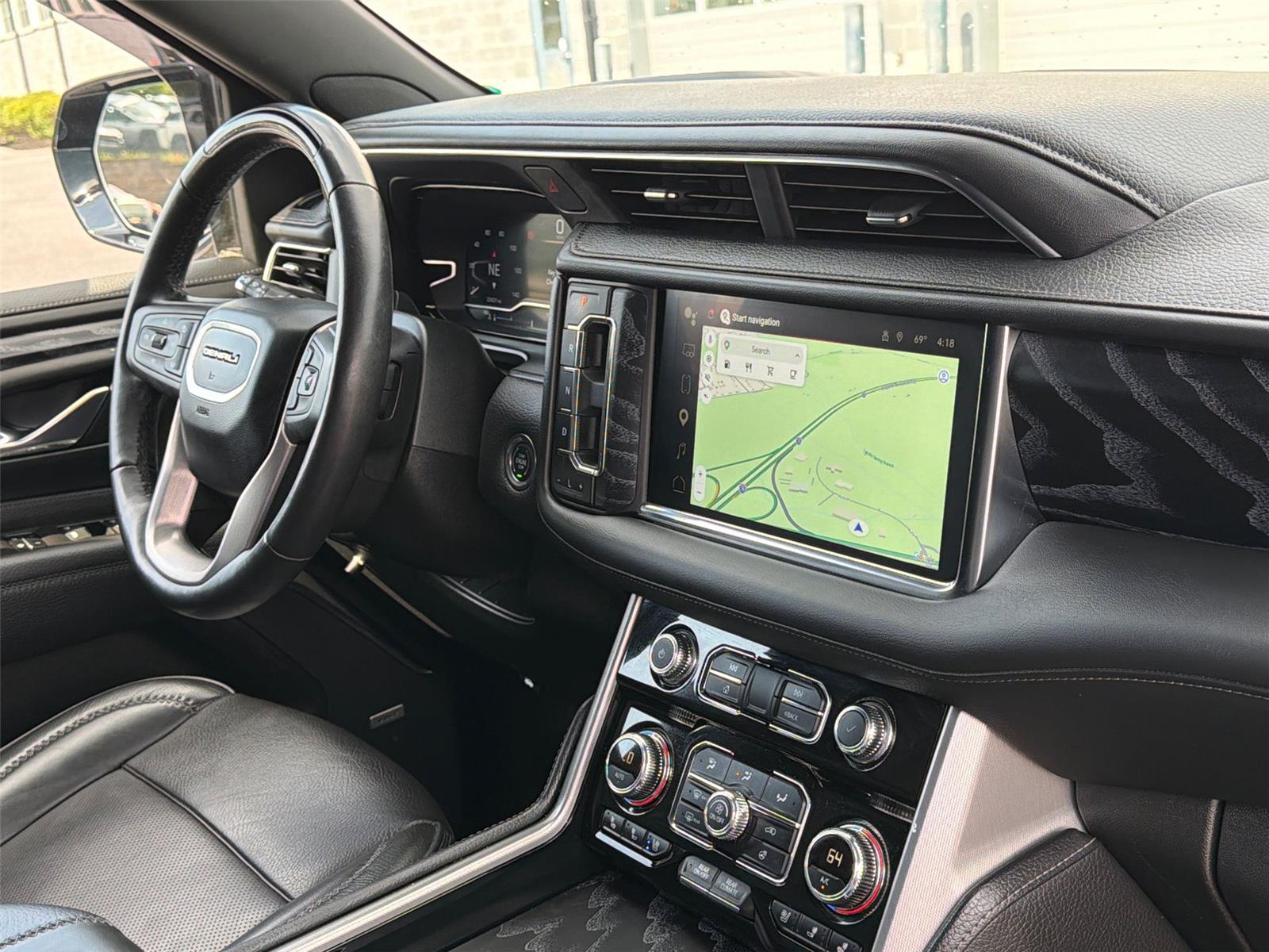 Used 2024 Onyx Black GMC Denali image 32