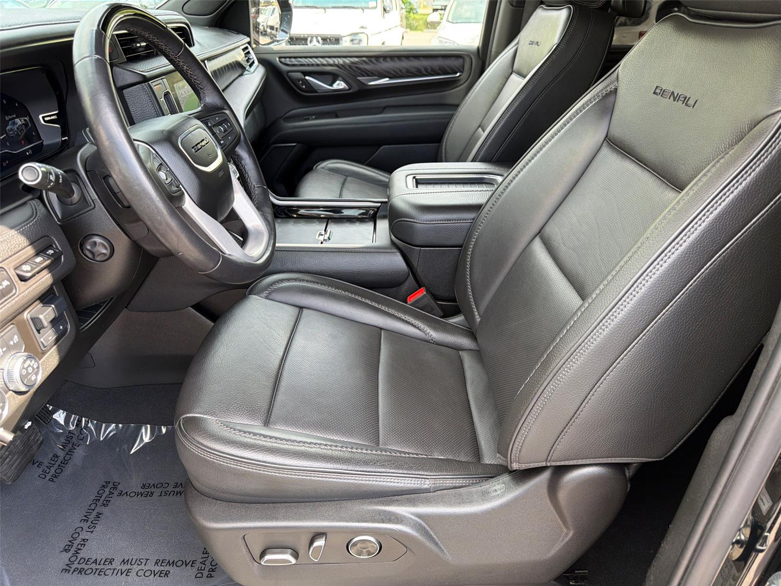 Used 2024 Onyx Black GMC Denali image 8
