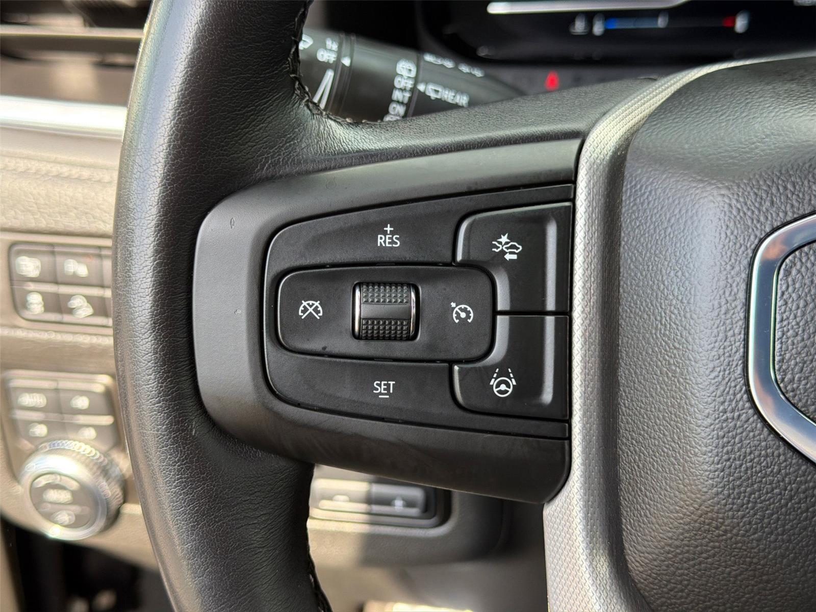 Used 2024 Onyx Black GMC Denali image 42