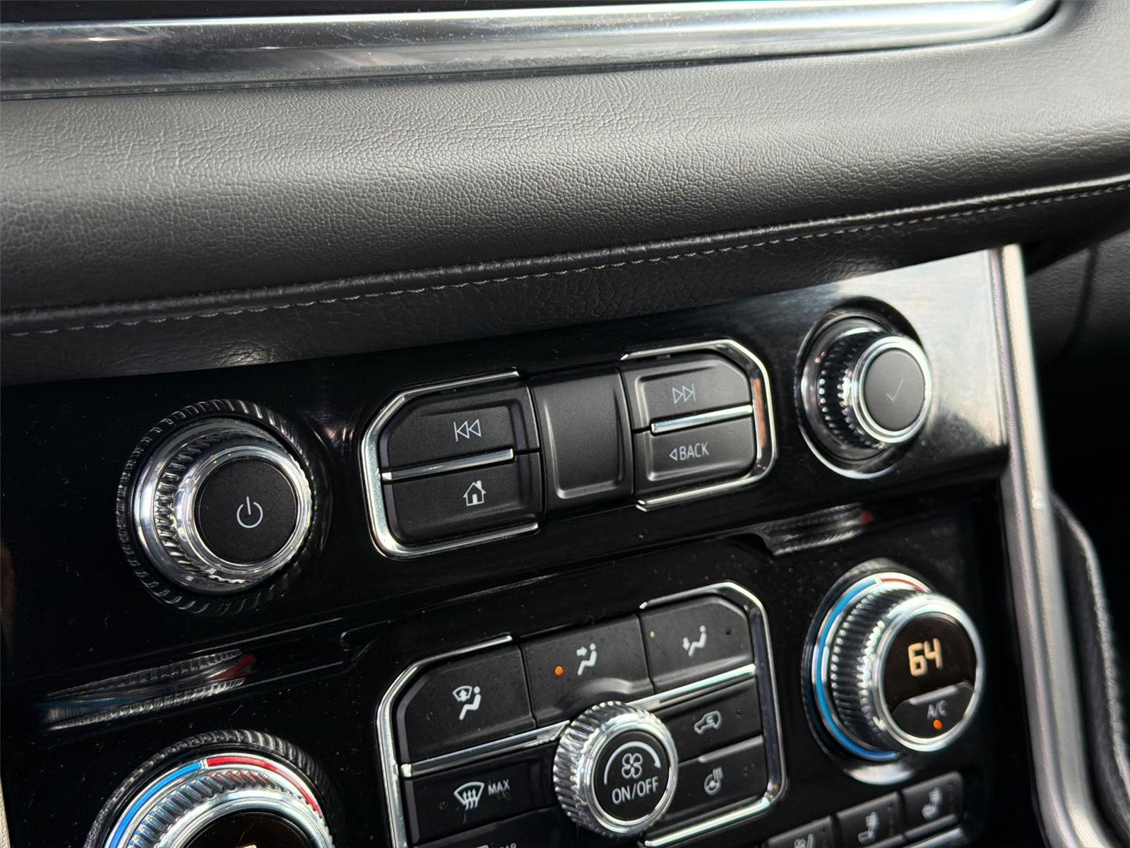 Used 2024 Onyx Black GMC Denali image 20