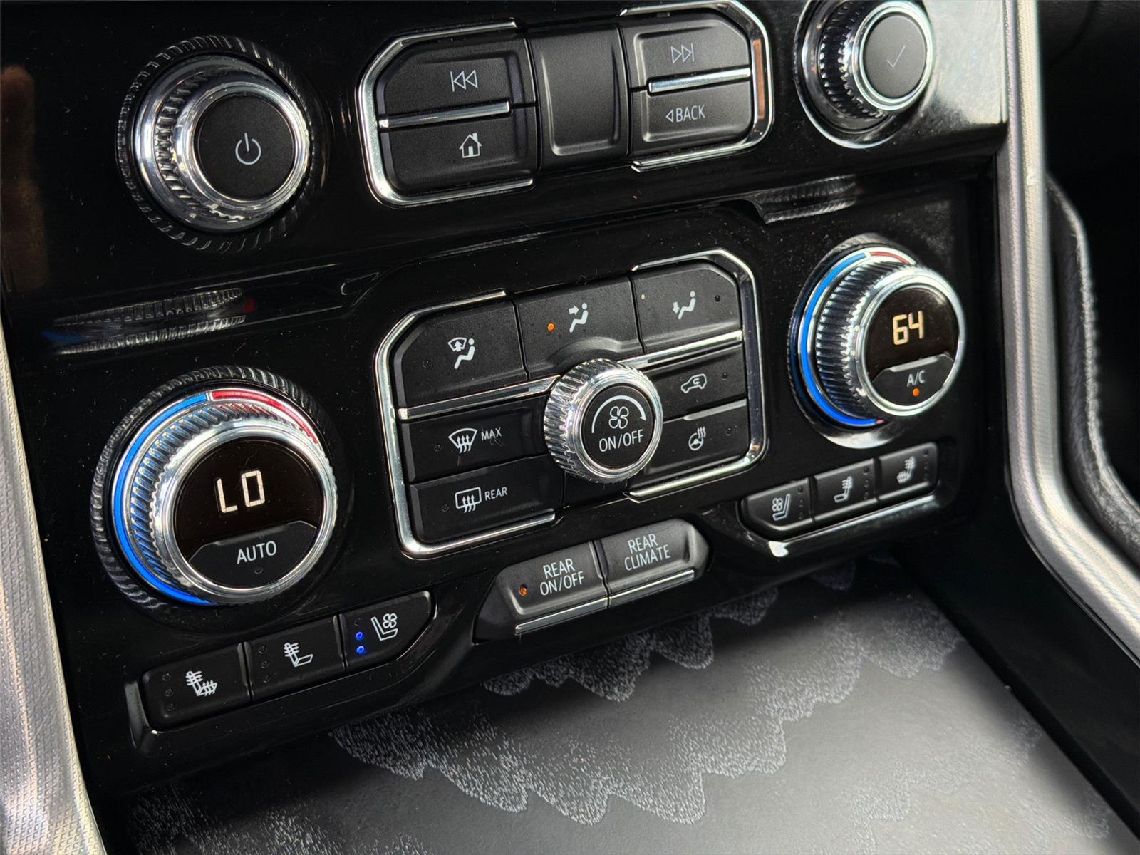 Used 2024 Onyx Black GMC Denali image 11