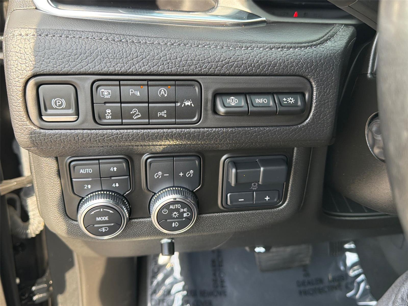 Used 2024 Onyx Black GMC Denali image 24