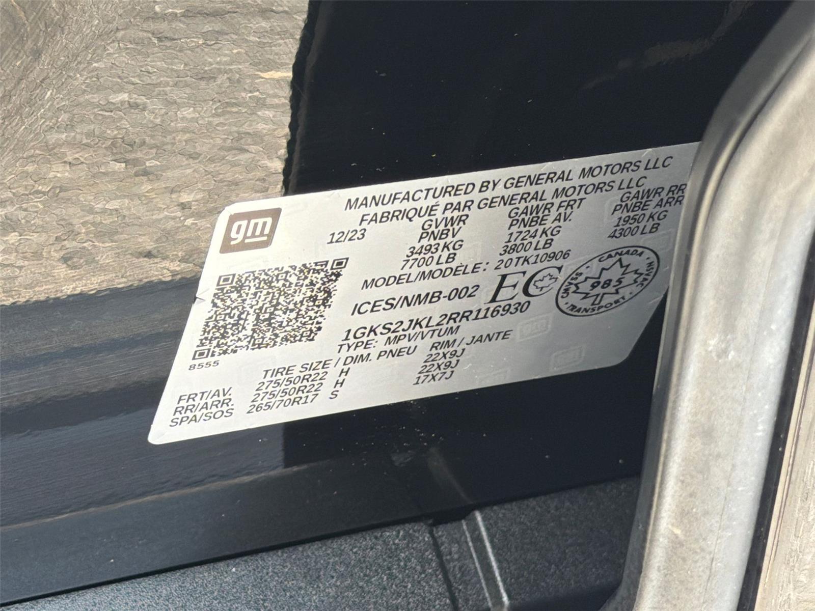 Used 2024 Onyx Black GMC Denali image 27