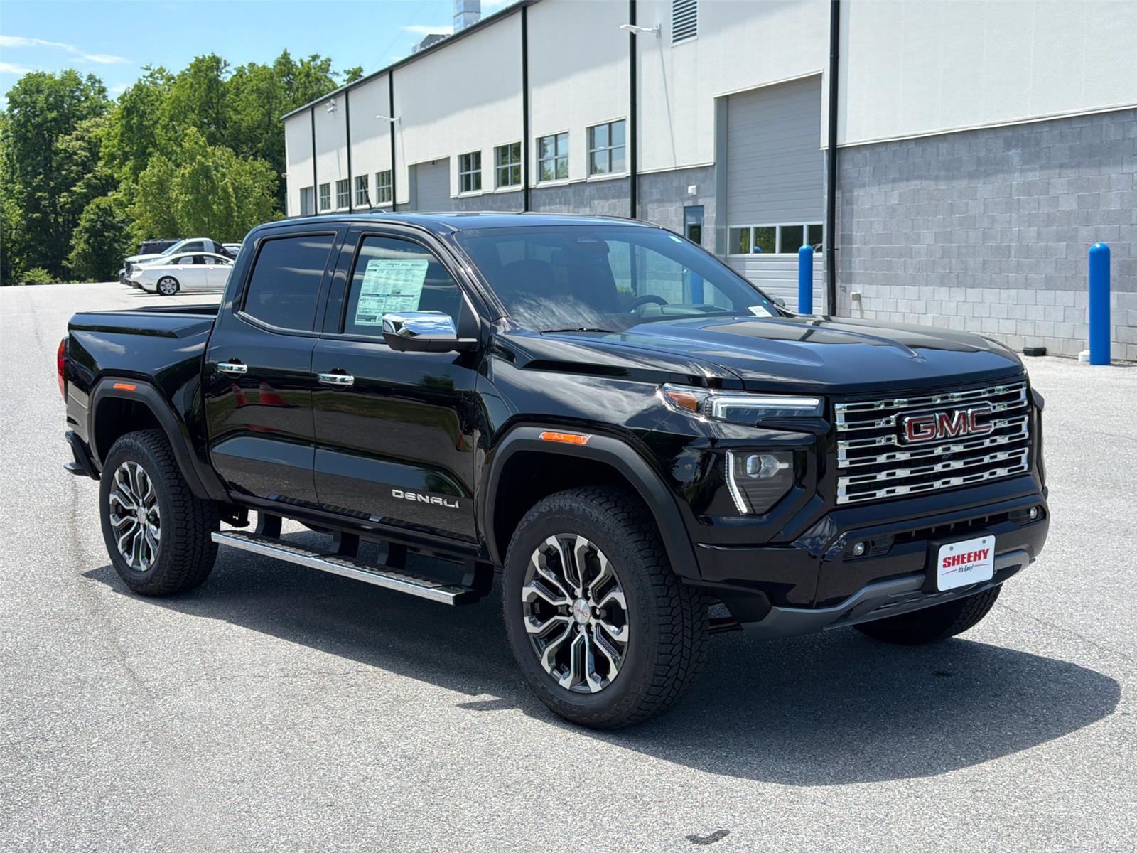 Onyx Black 2026 GMC Canyon Denali Crew Cab 4WD Pickup Truck Four-Wheel Drive 8-Speed Automatic
