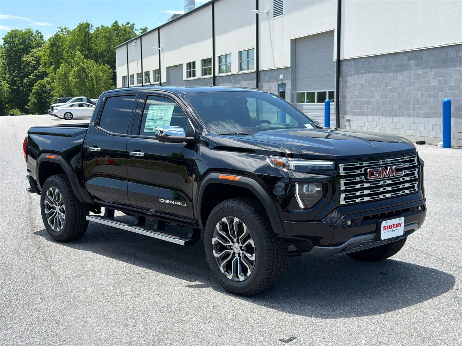 Onyx Black 2026 GMC Canyon Denali Crew Cab 4WD Pickup Truck Four-Wheel Drive 8-Speed Automatic