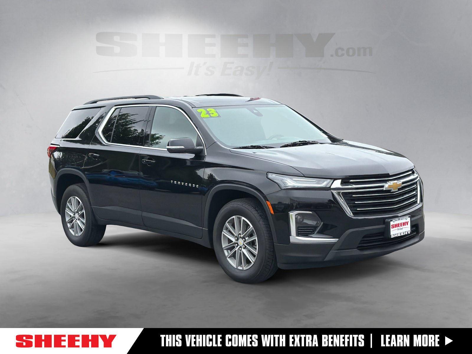 Mosaic Black Metallic 2023 Chevrolet Traverse SUV / Crossover Front-Wheel Drive 9-Speed Automatic