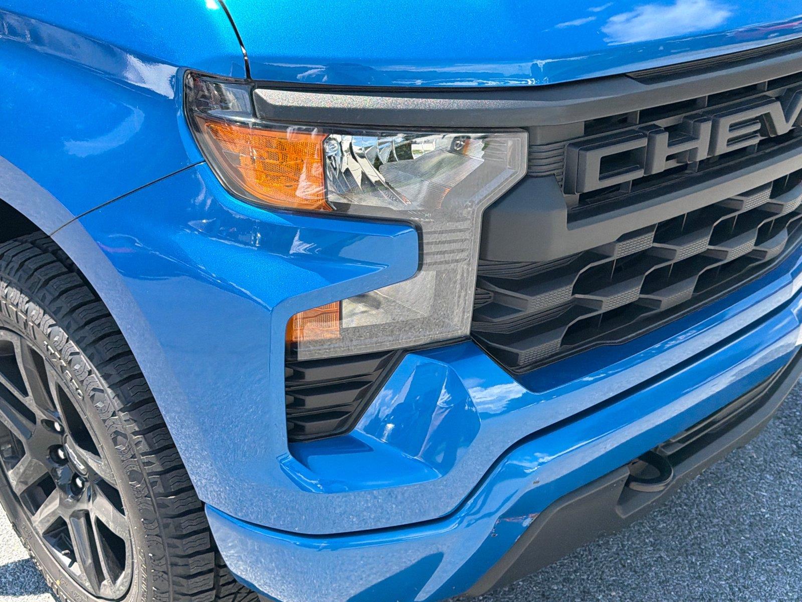 Used 2022 Glacier Blue Metallic Chevrolet Custom image 26