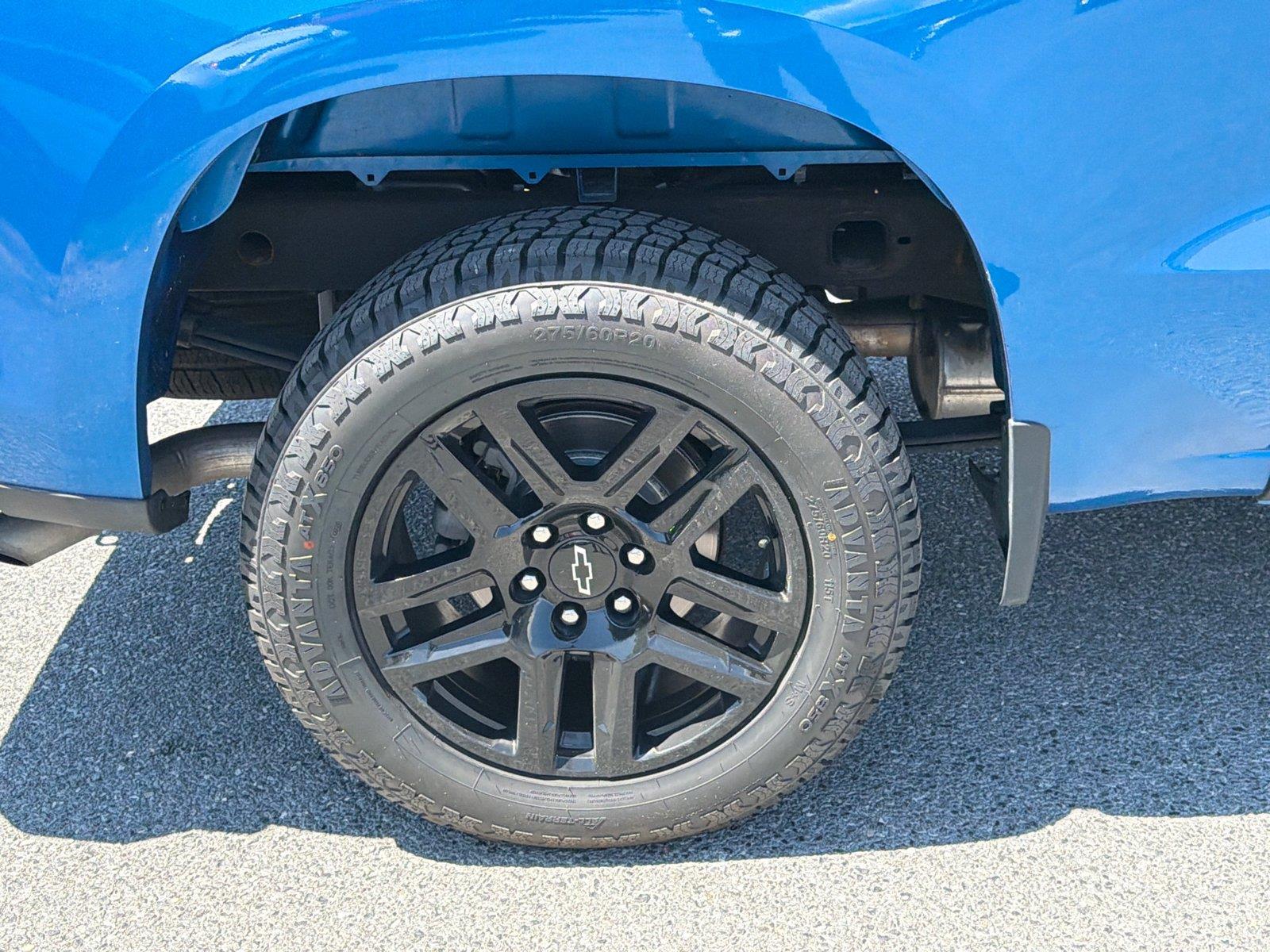 Used 2022 Glacier Blue Metallic Chevrolet Custom image 23
