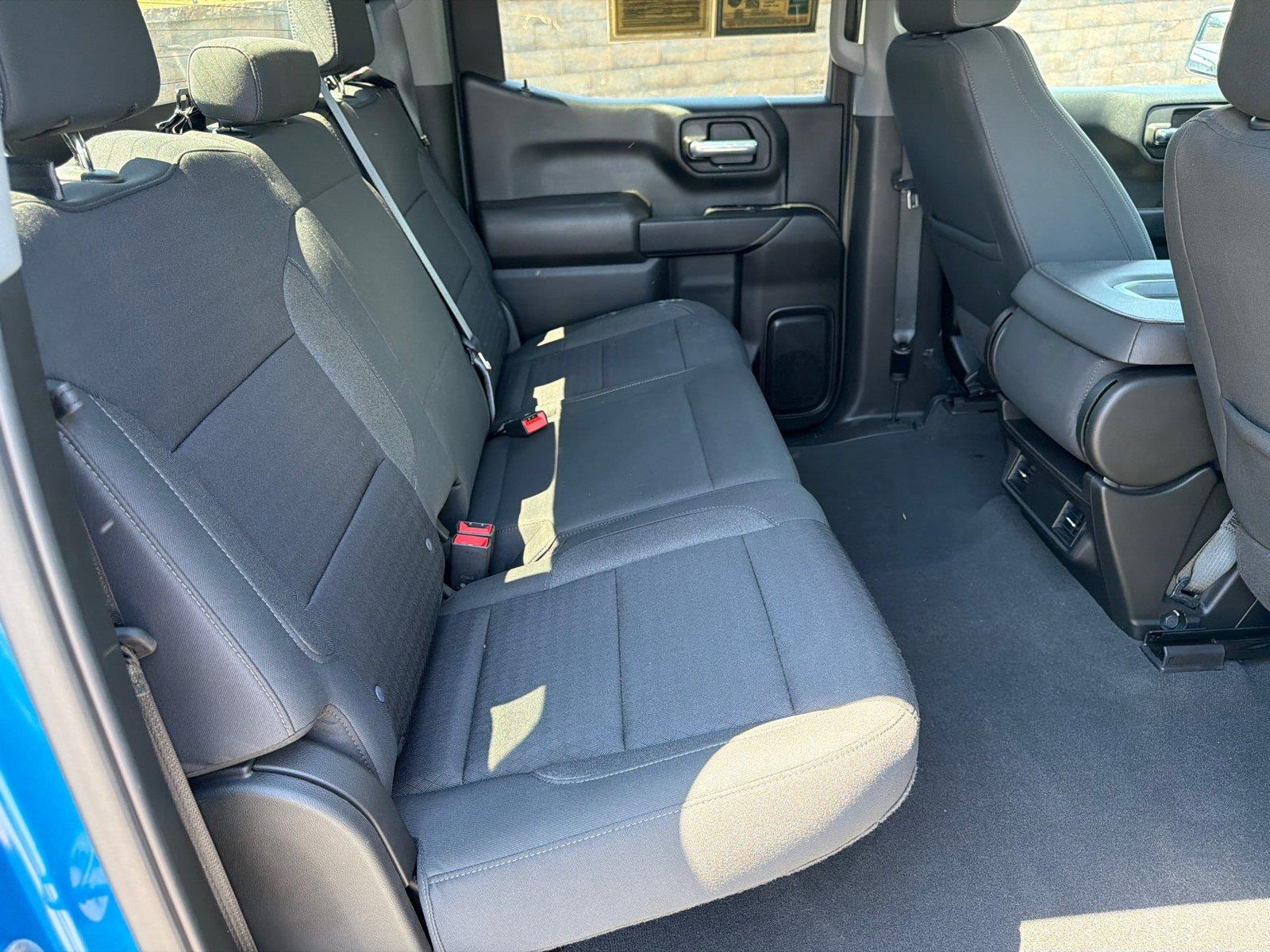 Used 2022 Glacier Blue Metallic Chevrolet Custom image 31