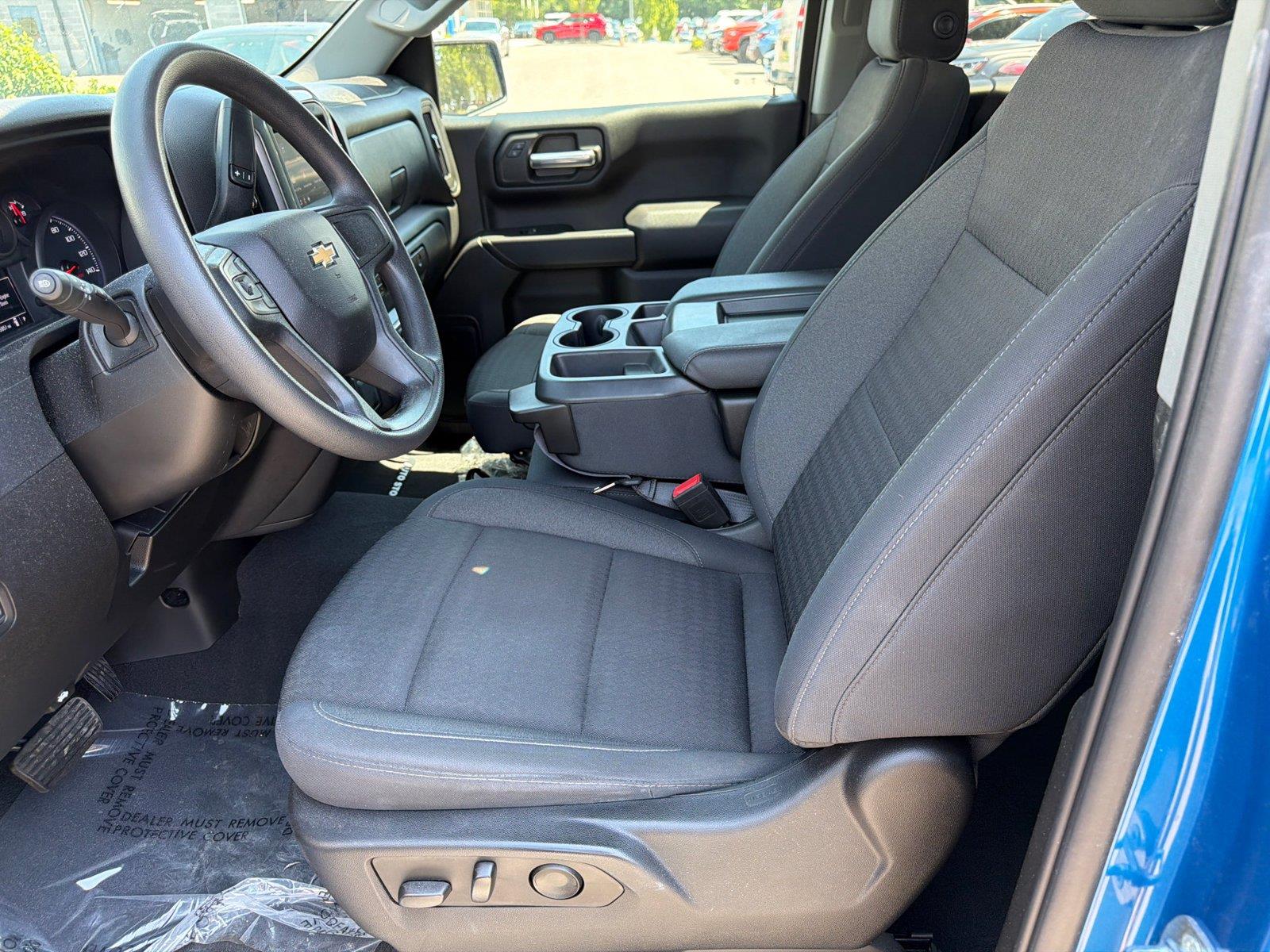 Used 2022 Glacier Blue Metallic Chevrolet Custom image 9