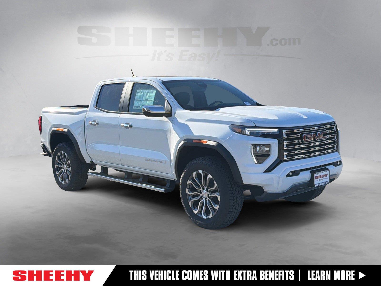 Summit White 2026 GMC Canyon Pickup Truck Four-Wheel Drive 8-Speed Automatic
